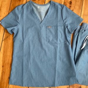 Figs Size Small Catarina: Heather Indigo.